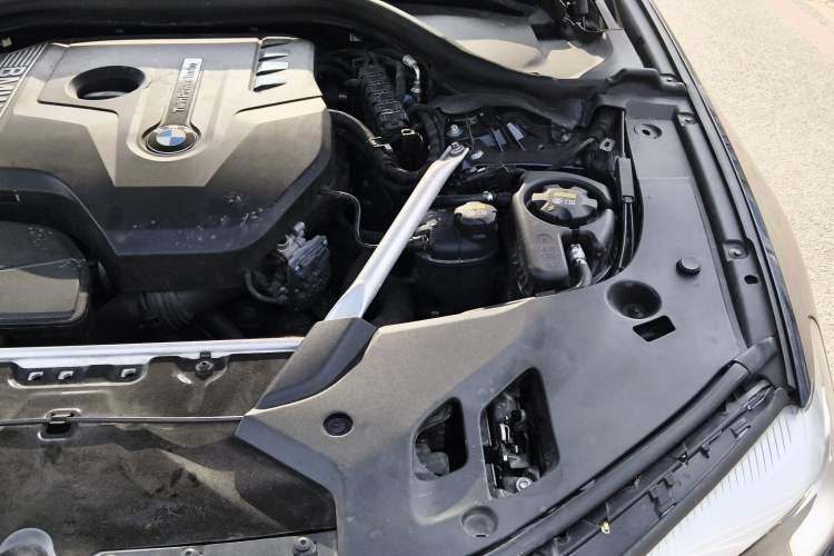 Used BMW 5 Series 2019 530Li Leading Model M Sport Package Engine Bay Left