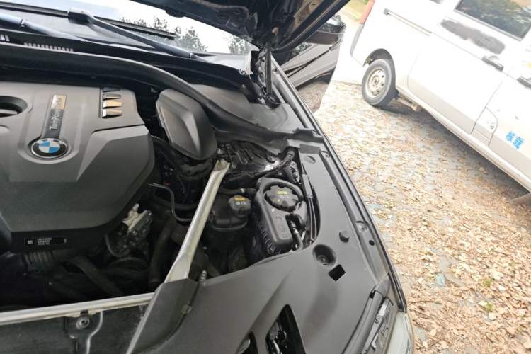 Used BMW 5 Series 2019 530i M Sport Package Engine Bay Left