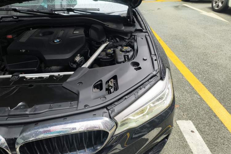 Used BMW 5 Series 2019 Restyled 525Li M Sport Package Engine Bay Left