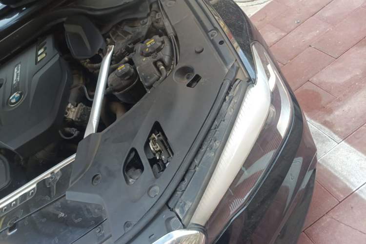 Used BMW 5 Series 2019 Restyled 525Li M Sport Package Engine Bay Left