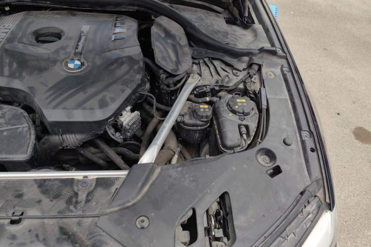 Used BMW 5 Series 2019 Restyled 525i M Sport Package Engine Bay Left