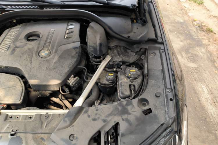 Used BMW 5 Series 2019 530Li Leading Model M Sport Package Engine Bay Left