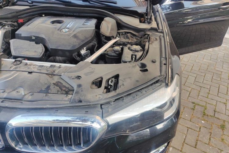 Used BMW 5 Series 2019 Facelifted 525Li Luxury Package Engine Bay Left
