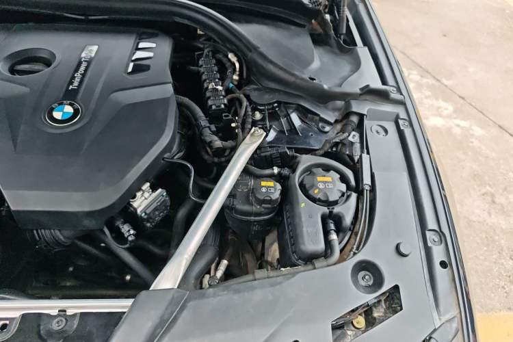 Used BMW 5 Series 2019 530Li Leading Model M Sport Package Engine Bay Left