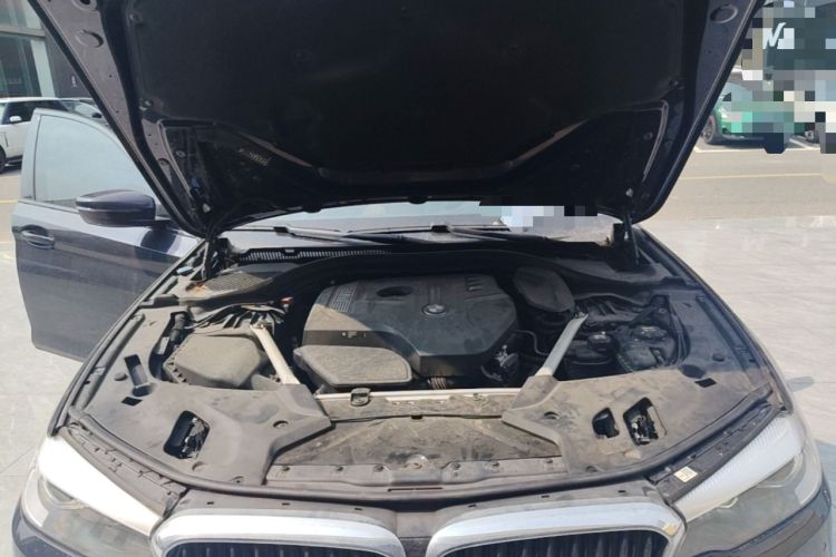 Used BMW 5 Series 2019 525Li M Sport Package Engine Bay