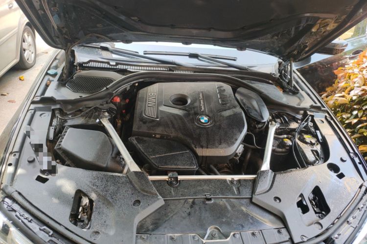 Used BMW 5 Series 2019 525i M Sport Package Engine Bay