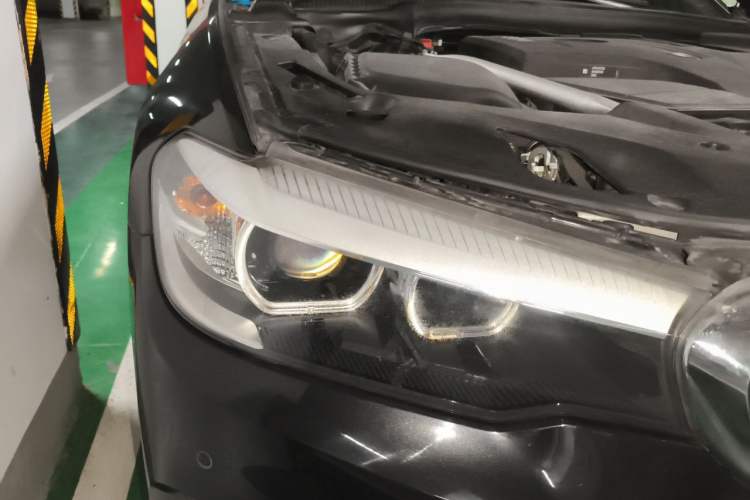 Used BMW 5 Series 2019 Updated 530Li xDrive Luxury Package Engine Bay Right