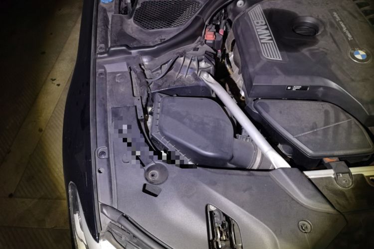 Used BMW 5 Series 2019 525Li M Sport Package Engine Bay Right