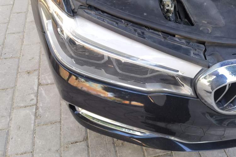 Used BMW 5 Series 2019 530Li xDrive Luxury Package Engine Bay Right