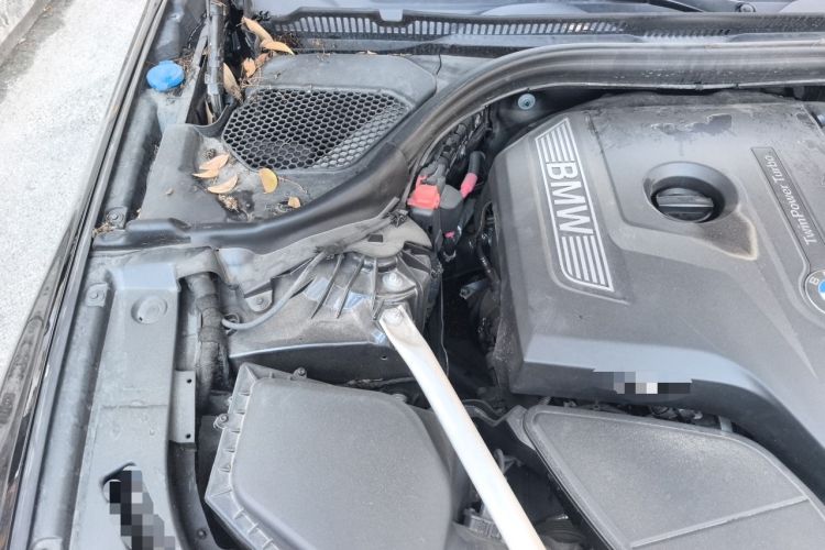 Used BMW 5 Series 2019 525Li M Sport Package Engine Bay Right