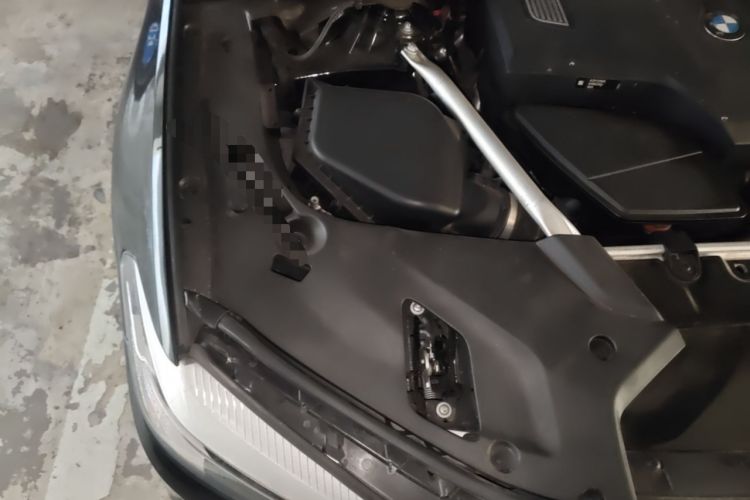Used BMW 5 Series 2019 530Li Leading Model M Sport Package Engine Bay Right