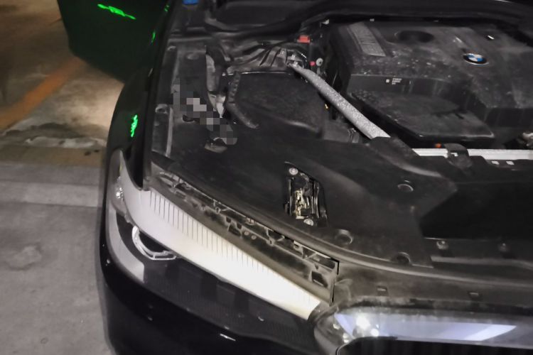 Used BMW 5 Series 2019 525Li M Sport Package Engine Bay Right