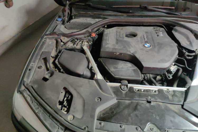 Used BMW 5 Series 2019 530Li Leading Model M Sport Package Engine Bay Right