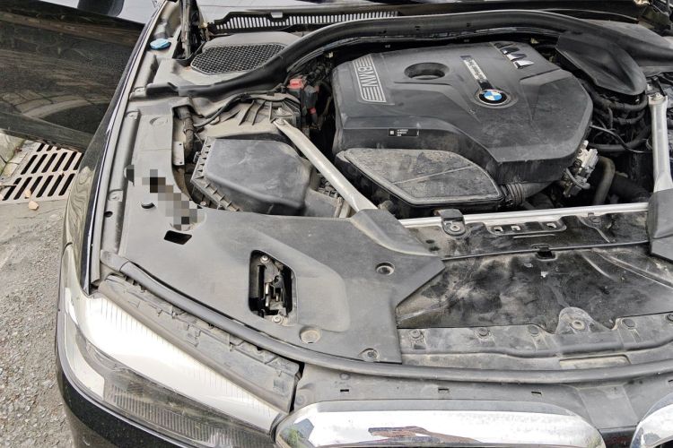 Used BMW 5 Series 2019 525Li M Sport Package Engine Bay Right