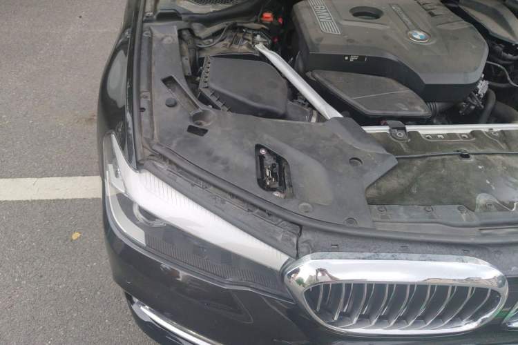 Used BMW 5 Series 2019 530Li xDrive Luxury Package Engine Bay Right