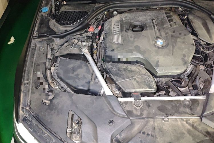 Used BMW 5 Series 2019 Facelifted 530i M Sport Package Engine Bay Right