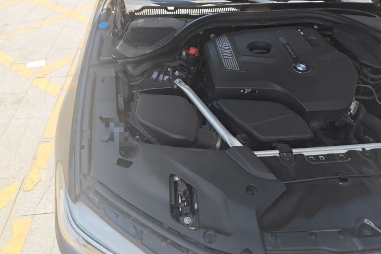Used BMW 5 Series 2019 525Li M Sport Package Engine Bay Right