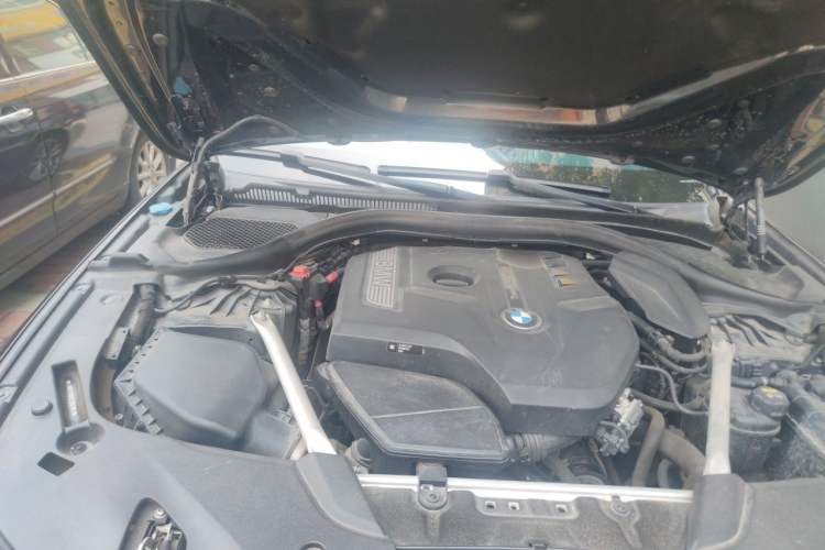 Used BMW 5 Series 2019 Restyled 525Li M Sport Package Engine Bay Right