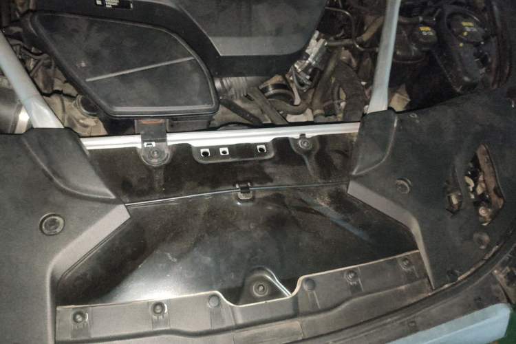 Used BMW 5 Series 2019 525Li M Sport Package Engine Bay