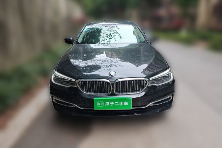 Used BMW 5 Series 2019 Facelifted 530Li Luxury Edition Premium Package Exterior 1