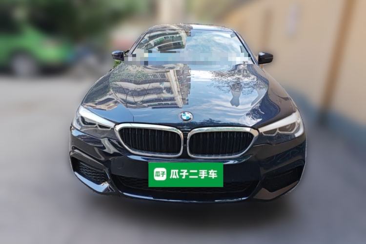 Used BMW 5 Series 2019 530Li Leading Model M Sport Package Exterior 1