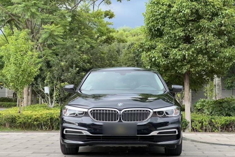 Used BMW 5 Series 2019 Facelifted 530Li Leading Edition Luxury Package Exterior 1