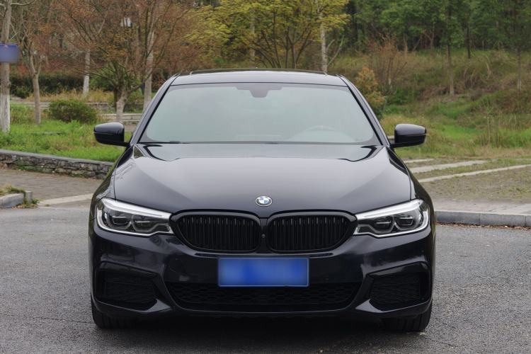 Used BMW 5 Series 2019 Restyled 530Li Luxury Edition M Sport Package Exterior 1