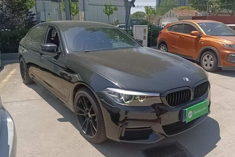 Used BMW 5 Series 2019 530Li Leading Model M Sport Package Exterior 1