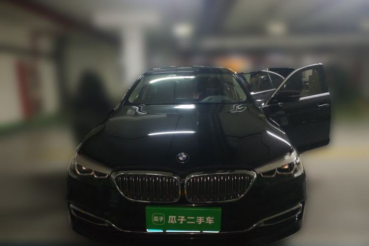 Used BMW 5 Series 2019 Facelifted 530Li Leading Edition Luxury Package Exterior 1