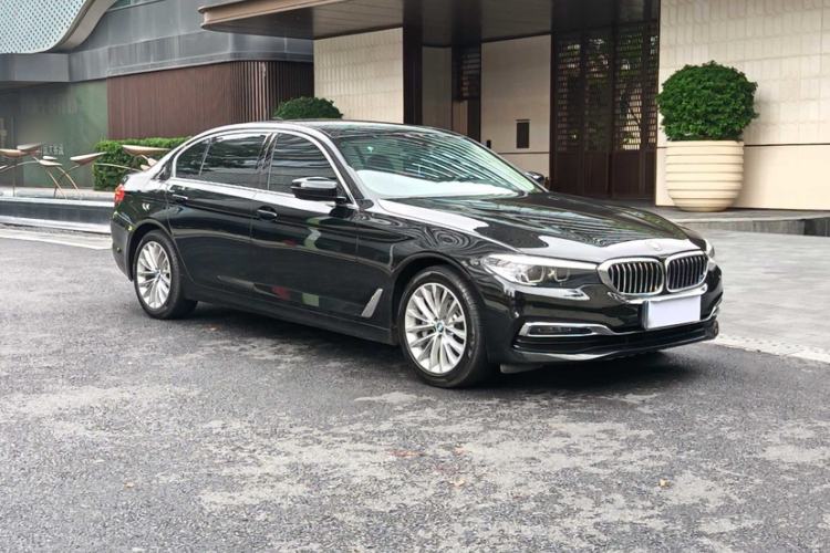 Used BMW 5 Series 2019 530Li Leading Model Luxury Package Exterior 11