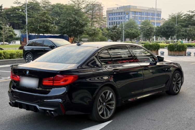 Used BMW 5 Series 2019 525Li M Sport Package Exterior 2