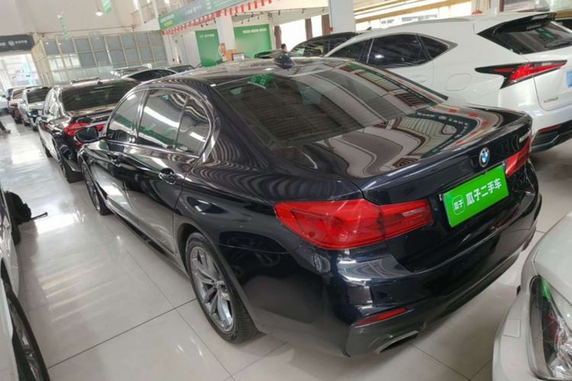 Used BMW 5 Series 2019 525Li M Sport Package Exterior 2