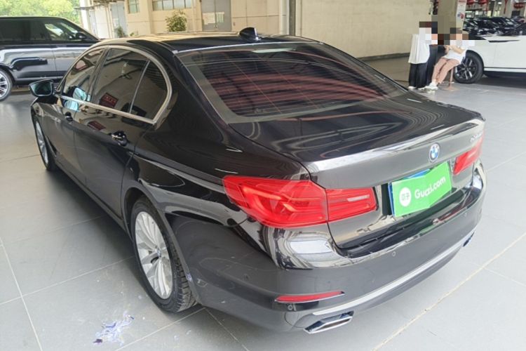 Used BMW 5 Series 2019 Facelifted 530Li Luxury Edition Premium Package Exterior 2