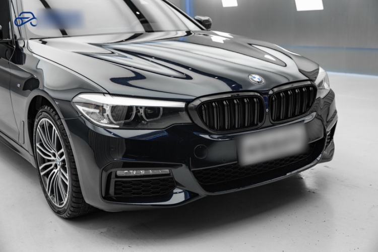 Used BMW 5 Series 2019 530Li xDrive M Sport Package Exterior 2