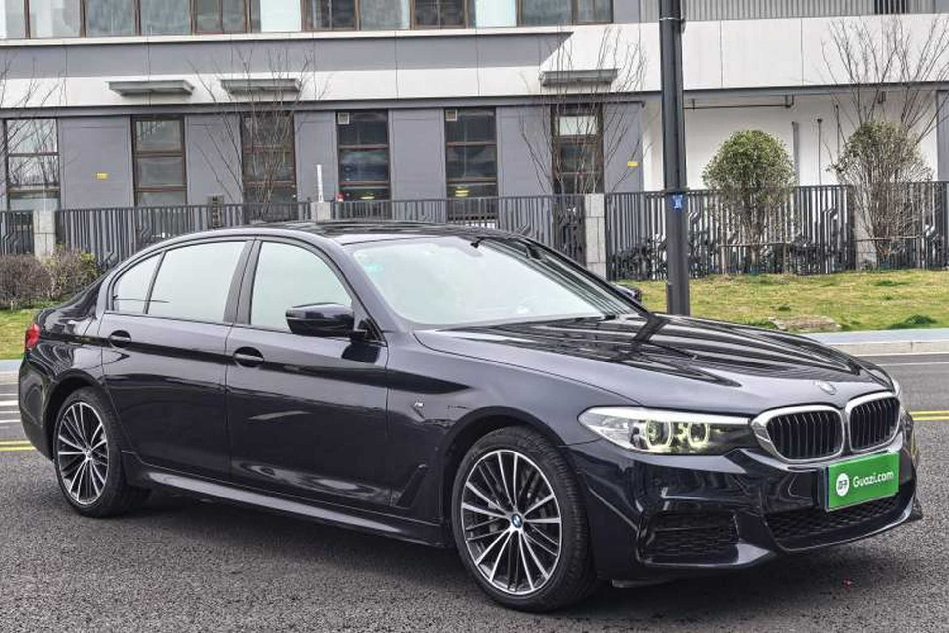 Used BMW 5 Series 2019 Facelifted 530Li Leading Edition M Sport Package Exterior 2