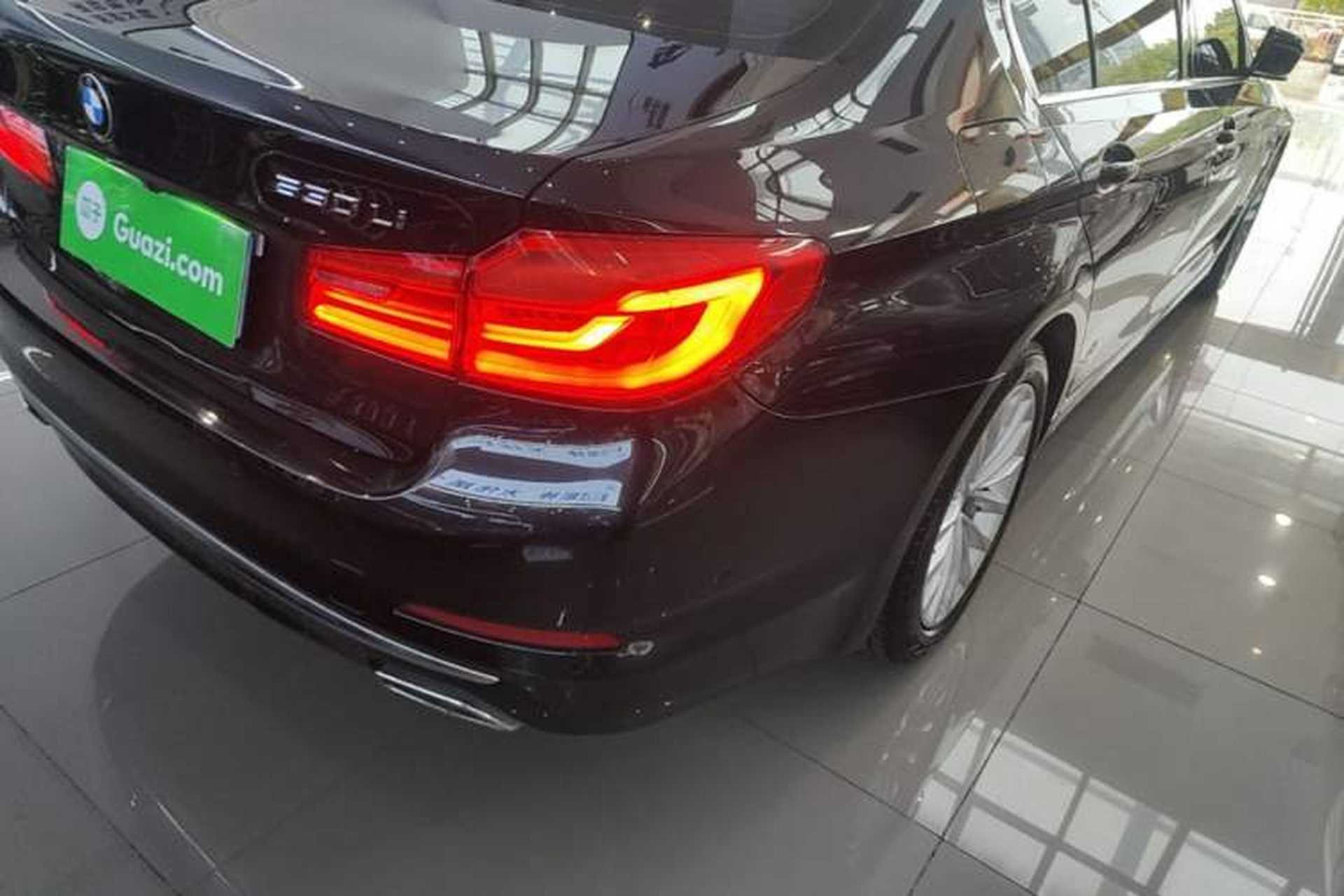 Used BMW 5 Series 2019 Facelifted 530Li Luxury Edition Premium Package Exterior 3