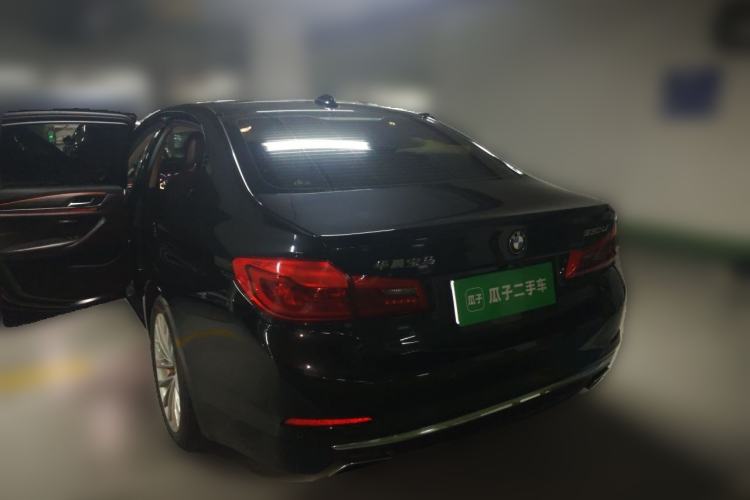 Used BMW 5 Series 2019 Facelifted 530Li Leading Edition Luxury Package Exterior 3