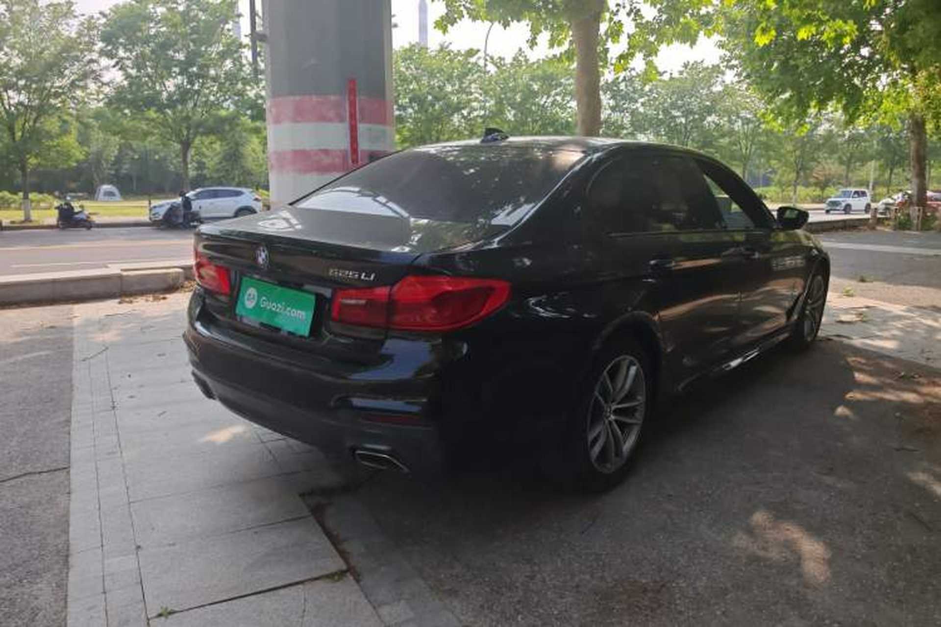 Used BMW 5 Series 2019 525Li M Sport Package Exterior 3