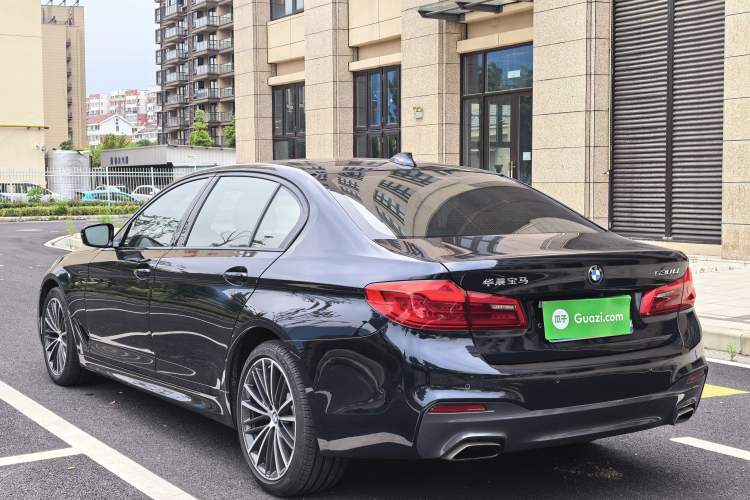 Used BMW 5 Series 2019 Facelifted 530Li Leading Edition M Sport Package Exterior 5