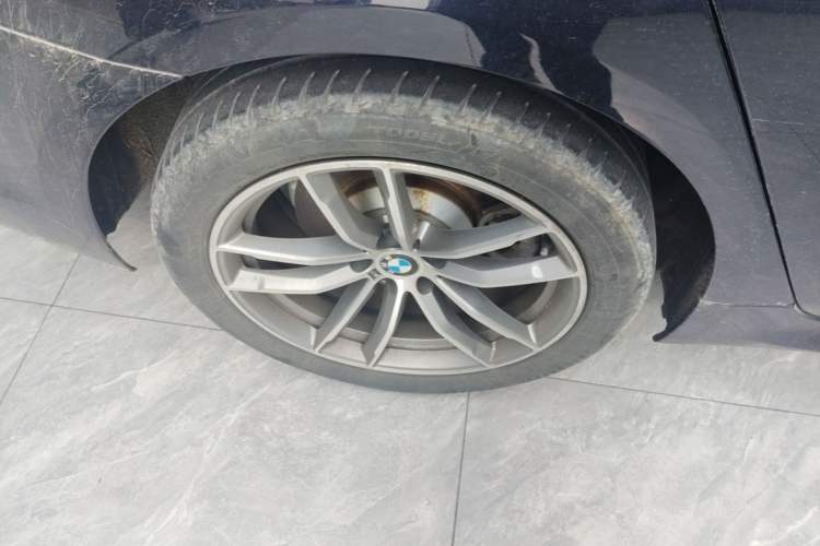 Used BMW 5 Series 2019 525Li M Sport Package Exterior 5