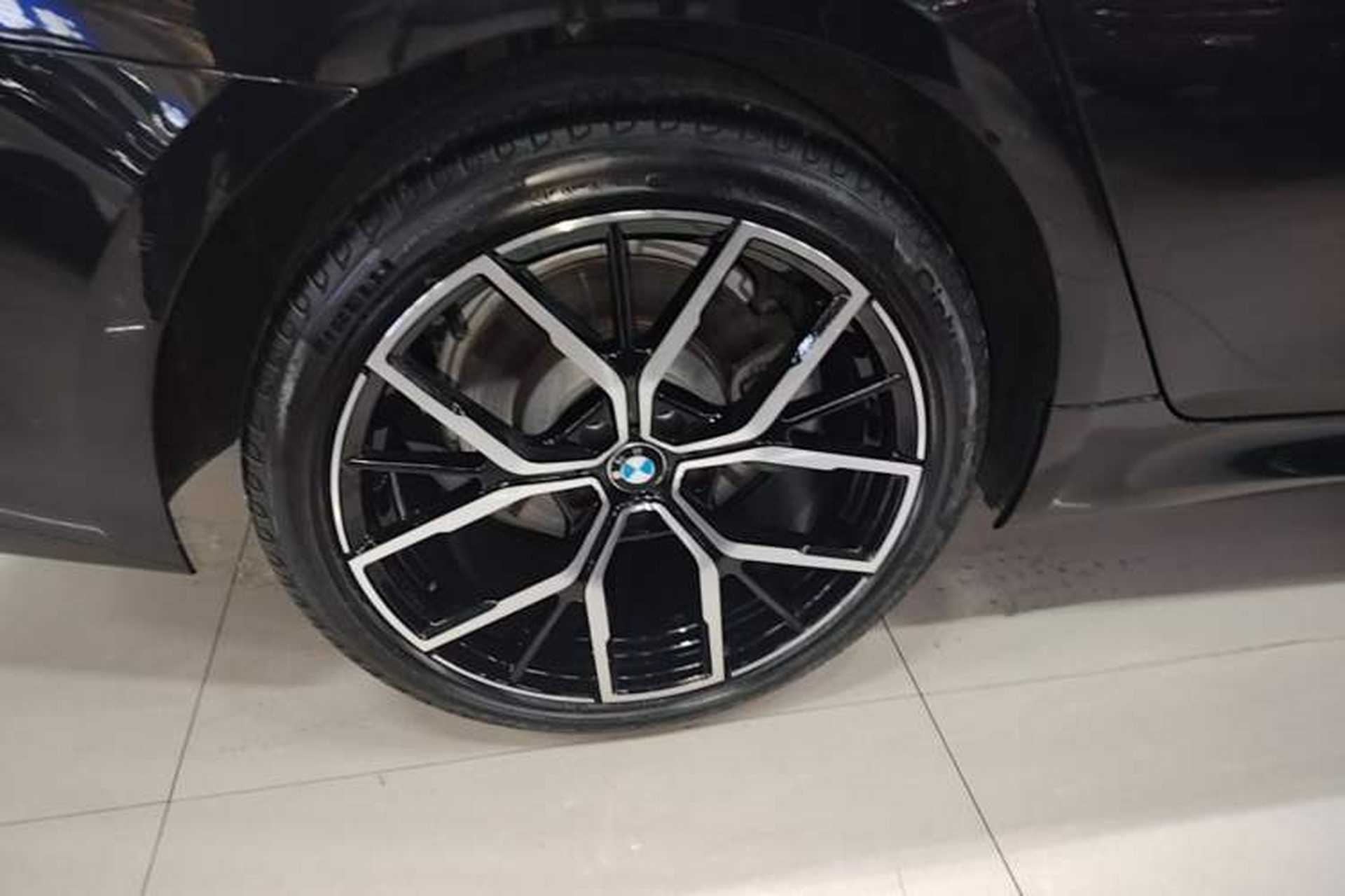 Used BMW 5 Series 2019 530Li Leading Model M Sport Package Exterior 5