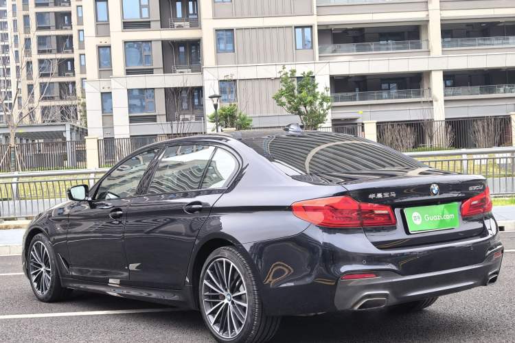 Used BMW 5 Series 2019 Facelifted 530Li Leading Edition M Sport Package Exterior 5
