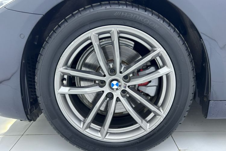 Used BMW 5 Series 2019 525i M Sport Package Exterior 7