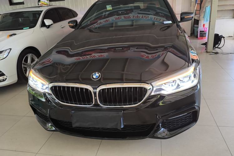 Used BMW 5 Series 2019 530i M Sport Package Front