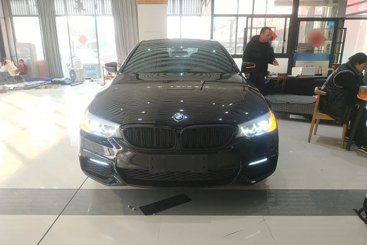 Used BMW 5 Series 2019 530Li Leading Model M Sport Package Front