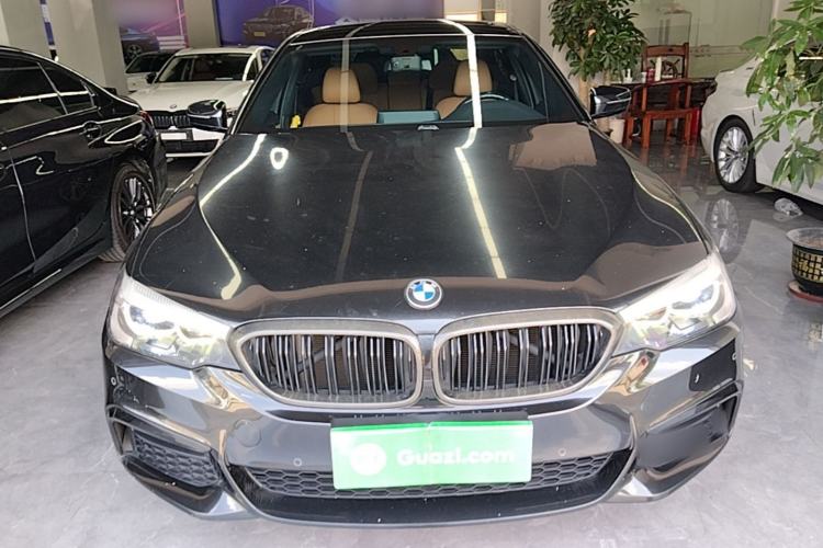 Used BMW 5 Series 2019 530Li Leading Model M Sport Package Front