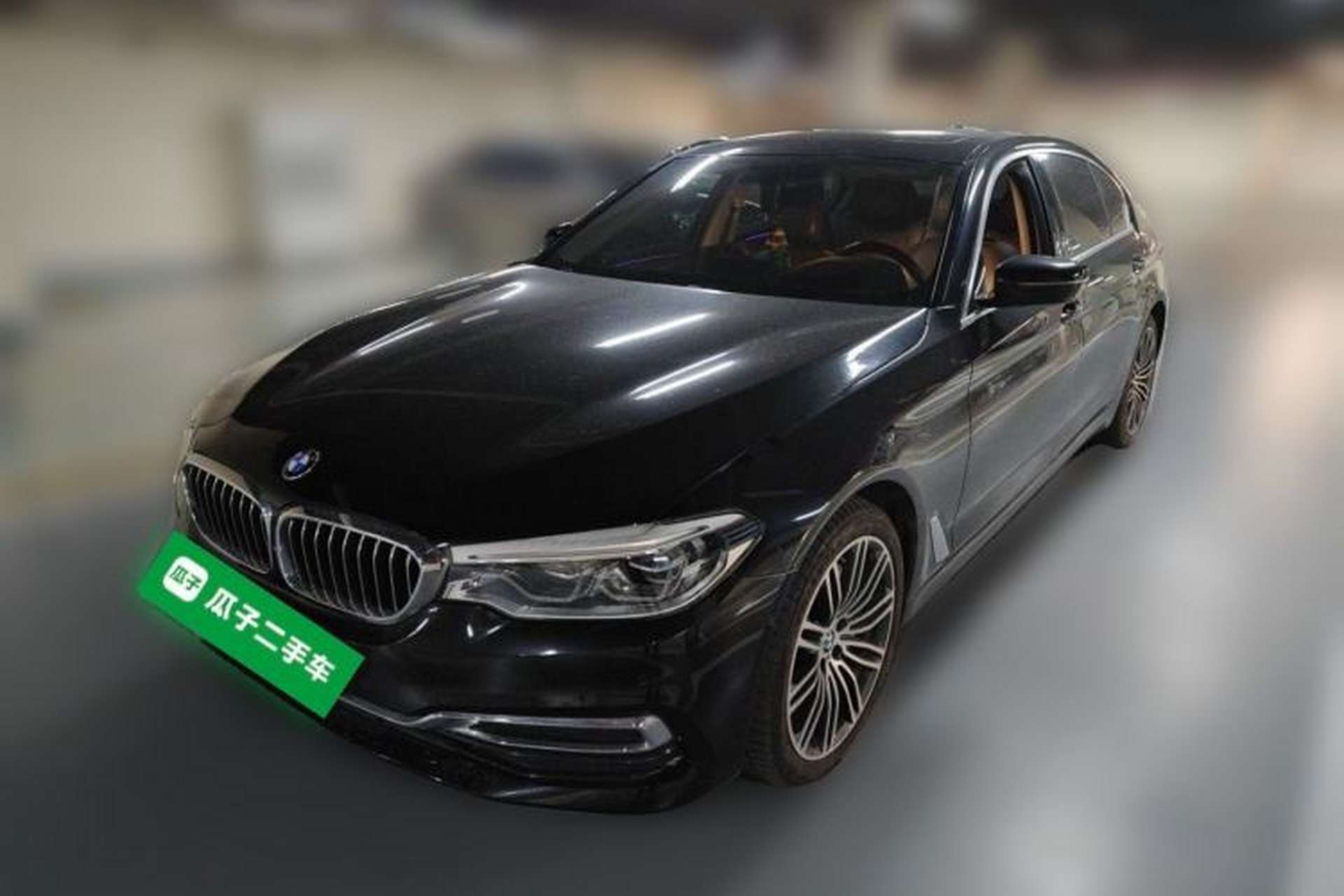 Used BMW 5 Series 2019 Facelifted 530Li Luxury Edition Premium Package Front Left 45 Deg