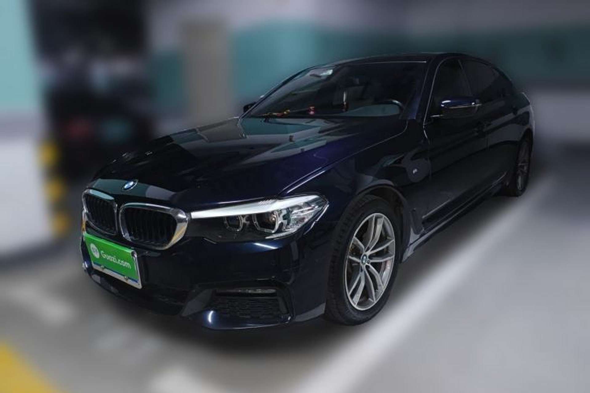Used BMW 5 Series 2019 525Li M Sport Package Front Left 45 Deg