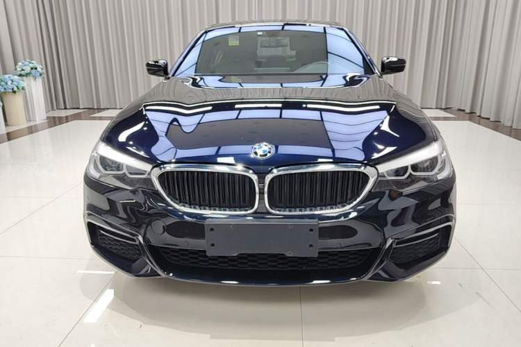 Used BMW 5 Series 2019 525Li M Sport Package Front
