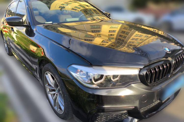 Used BMW 5 Series 2019 525Li M Sport Package Front Right 45 Deg
